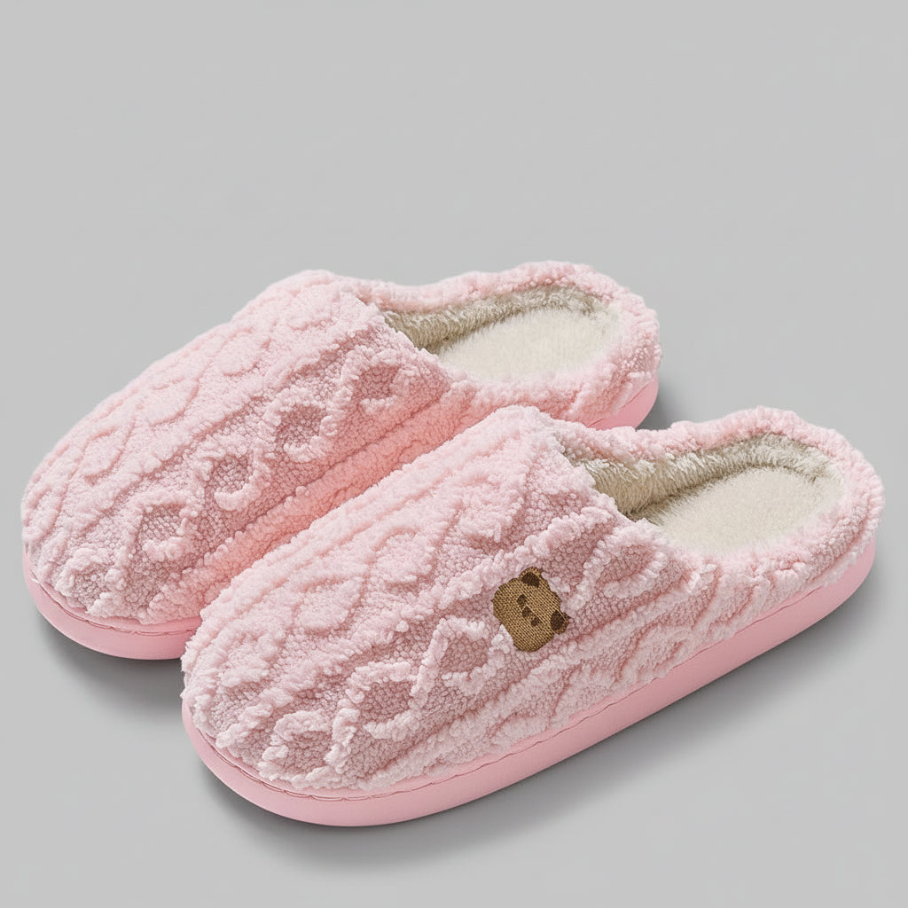 Pantoufles Femme Fourrure Peluche Moëlleuse VOLTHEA | Ultra-Chaudes
